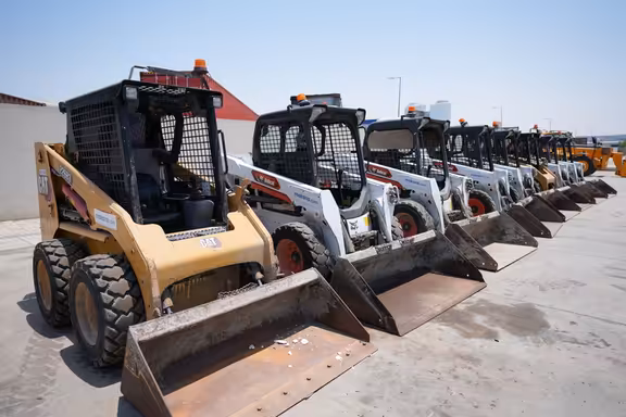 Makana’s top picks: pre-owned Bobcat S510 & CAT 226B3 skid steer loaders