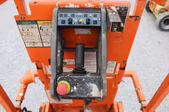 Generation-JLG 2632 Scissor lifts-interior