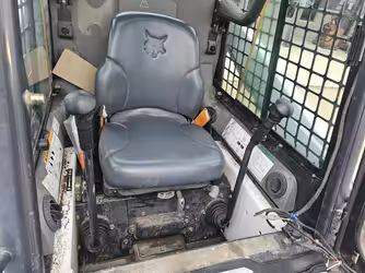 Generation-Bobcat S130 Skid steer loaders-interior